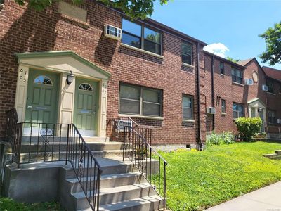 61-07 245 Place #Upper, Little Neck, NY, 11362