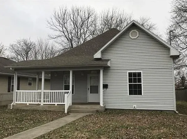 1467 N Johnston Ave, Springfield, MO 65802