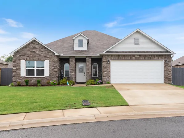 2250 Matthews Meadows Ln, Conway, AR 72032