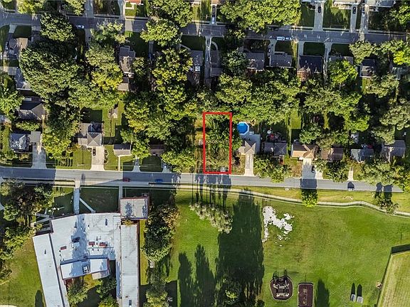 4th image of 8333 Glenwood St