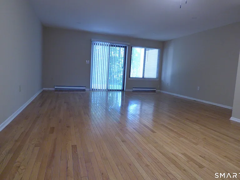 35 Mountain Laurel Ct #35 — Photo 4