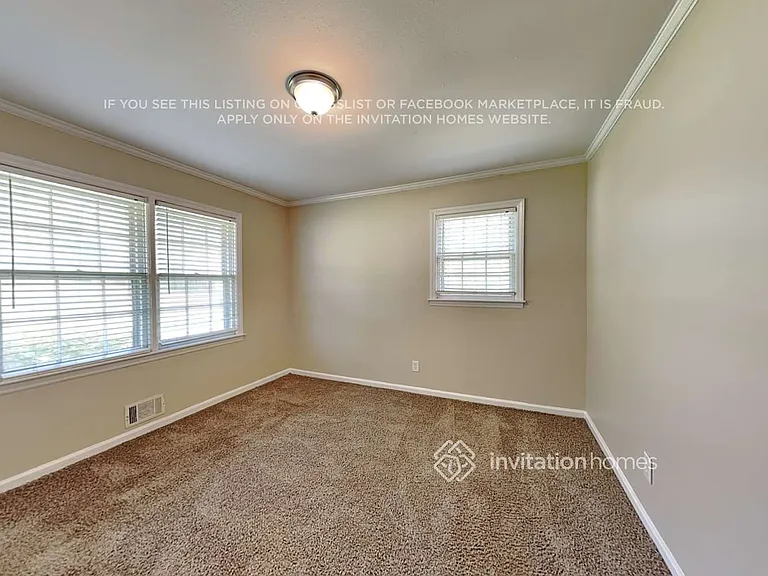 4555 Wesley Dr — Photo 15