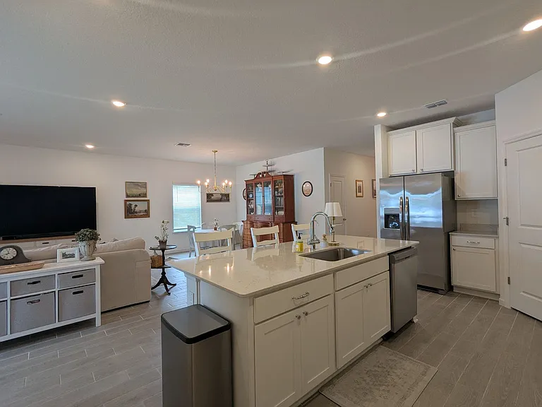 12568 NW 138th Dr — Photo 4