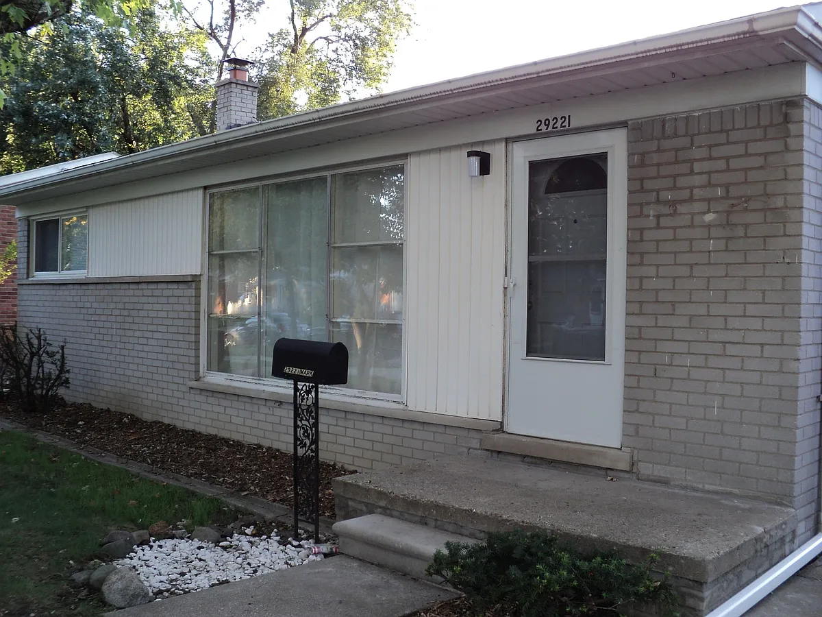 Building Photo - 29221 Mark Ave