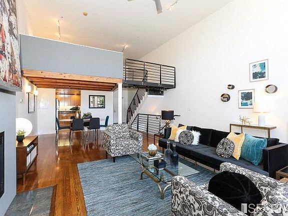 3rd image of 999 16th St APT 7