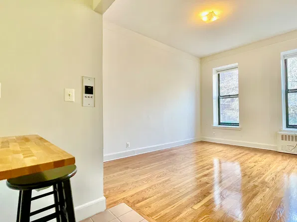 138 West 92nd Street image 1 of 8