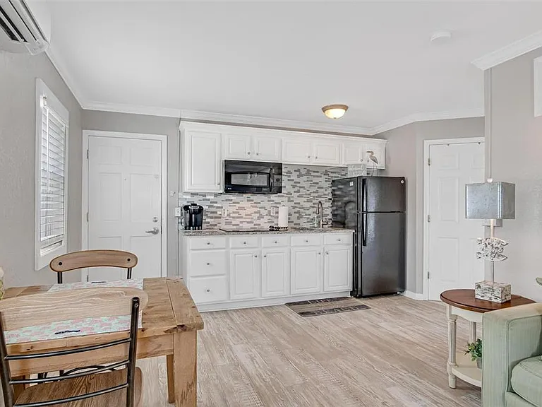 301 S Central Ave #5 — Photo 19