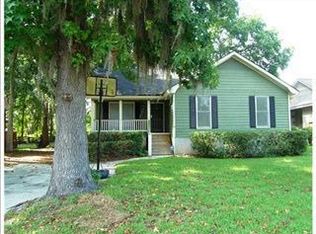 10 E Deerwood Rd, Savannah, GA 31410