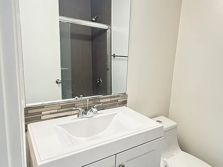 4679 Orion Ave #2 — Photo 19