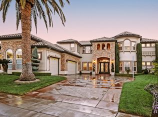 10914 N Sierra Vista Ave, Fresno, CA