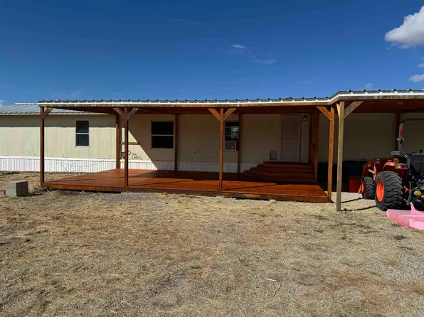 22 Burro Flats Ln, La Luz, NM 88337