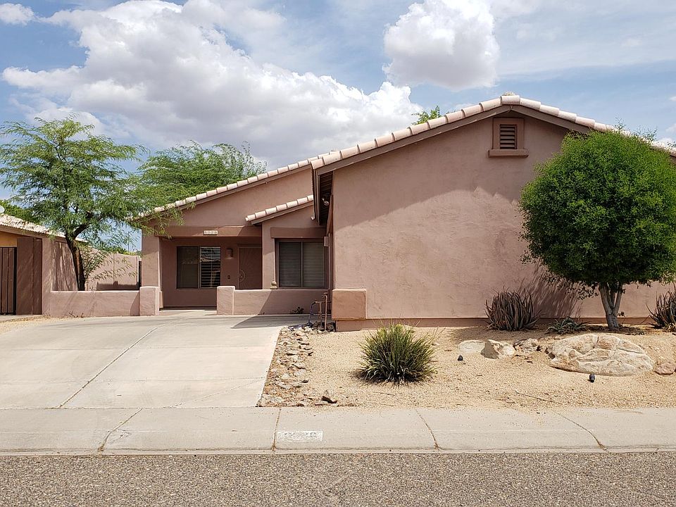 Freshly painted exterior (2019)