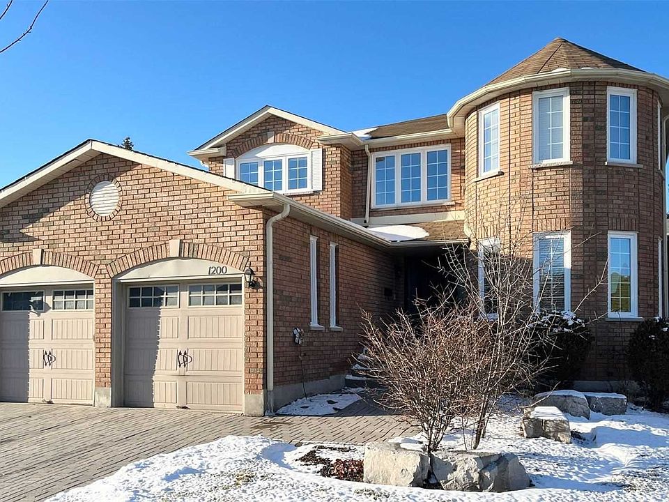 1st image of 1200 Greenwood Cres