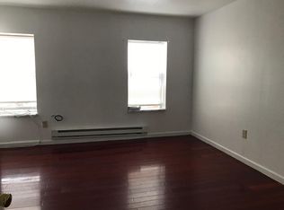 1936 S 10th St #3F, Philadelphia, PA 19148