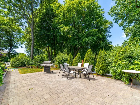 18 Gould Ter, Clifton, NJ 07013