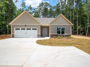 6 Walker Rd, Dallas, GA 30132
