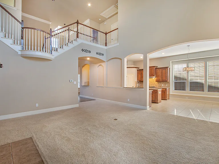 1838 Crowbridge Dr — Photo 9