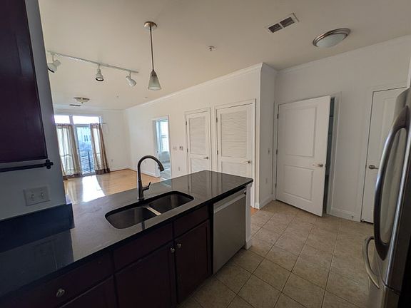 2nd image of 1391 Pennsylvania Ave SE Unit 442