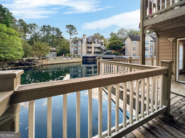 606 Mill Pond Dr SE, Smyrna, GA 30082