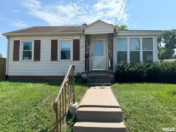 1837 W High St, Davenport, IA 52804