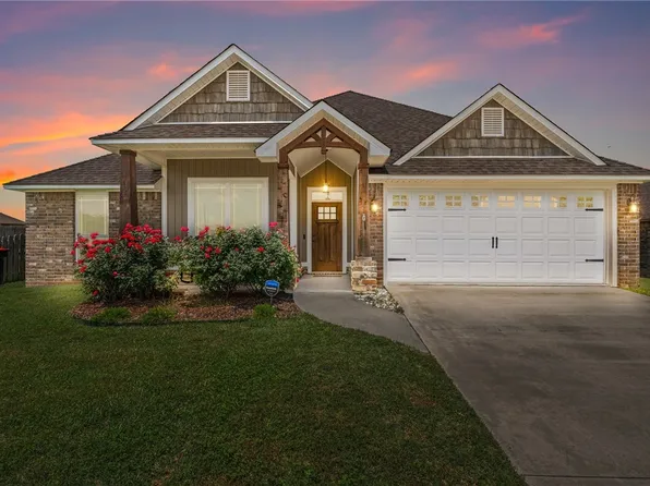1103 Basin Dr, Van Buren, AR 72956