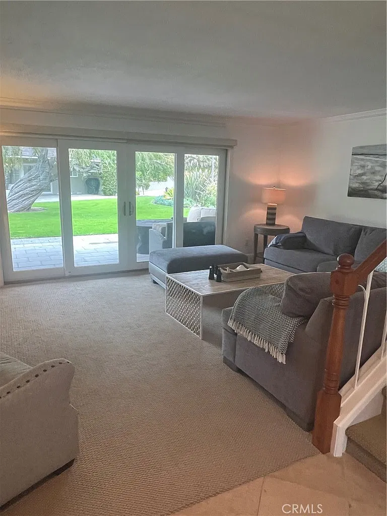 2 bed, 2.5 bath, 1560 sqft, $9,000 — Photo 4