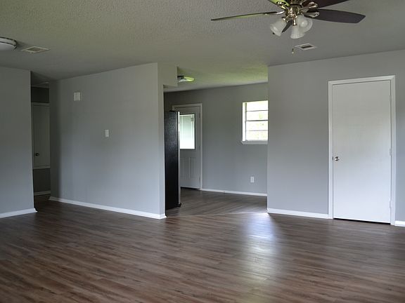 4th image of 5857 Milladorn Ave