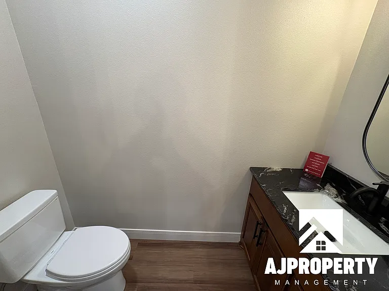 8607 W Shoreline Pl — Photo 5