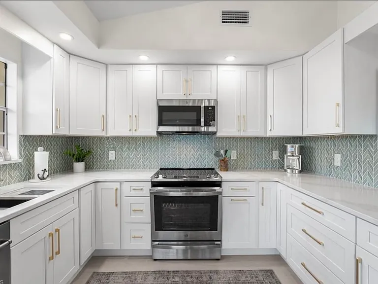 Kitchen is fully stocked with all kitchen wear to make your home-cooked meals or delicious snacks