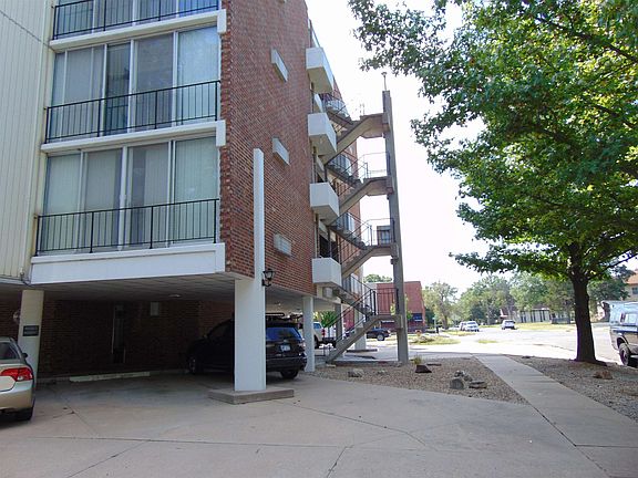2nd image of 330 W Central Ave #C-2