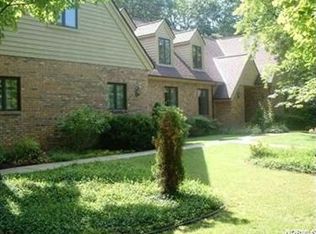 10339 Sawmill Dr, Chardon, OH 44024