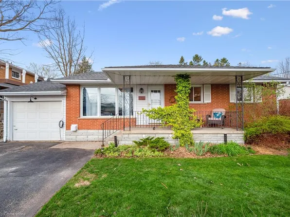 72 Water St E, North Dumfries, ON N0B 1S0