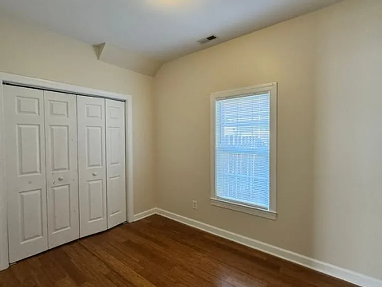 150 Raye Dr — Photo 11