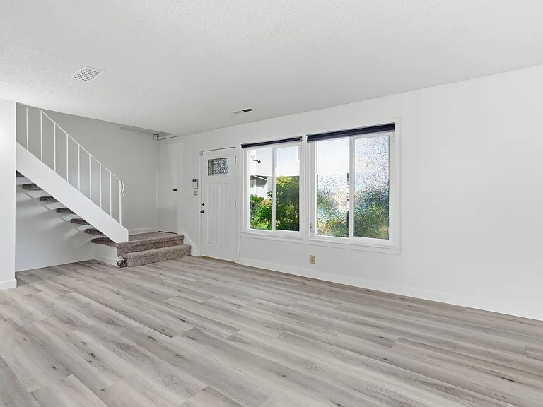 3194 Pawnee Way — Photo 7