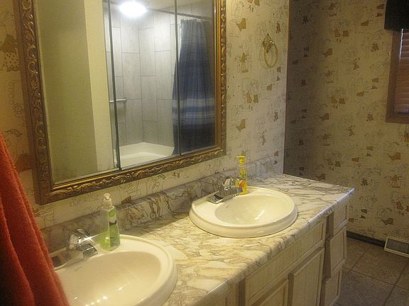 Full bath 