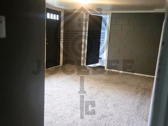 3rd image of 1209 Maple St #1