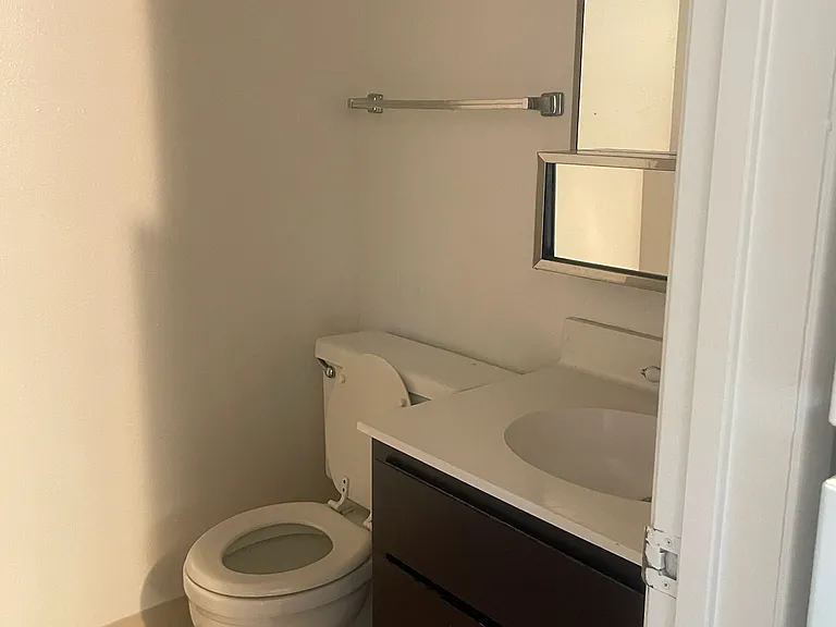 802 Military E — Photo 5