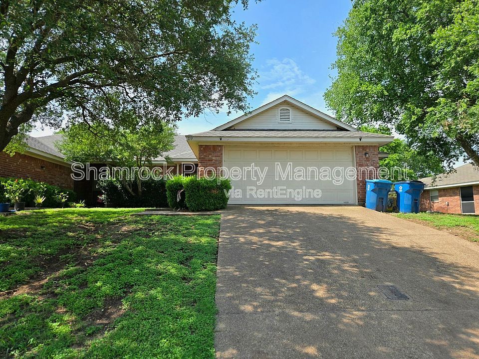 1st image of 719 Park Meadows Dr
