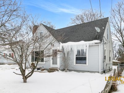 2926 Charlesgate Ave SW, Wyoming, MI, 49509