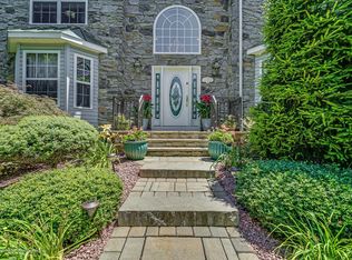 35 Cannon Rd, Old Bridge, NJ 08857