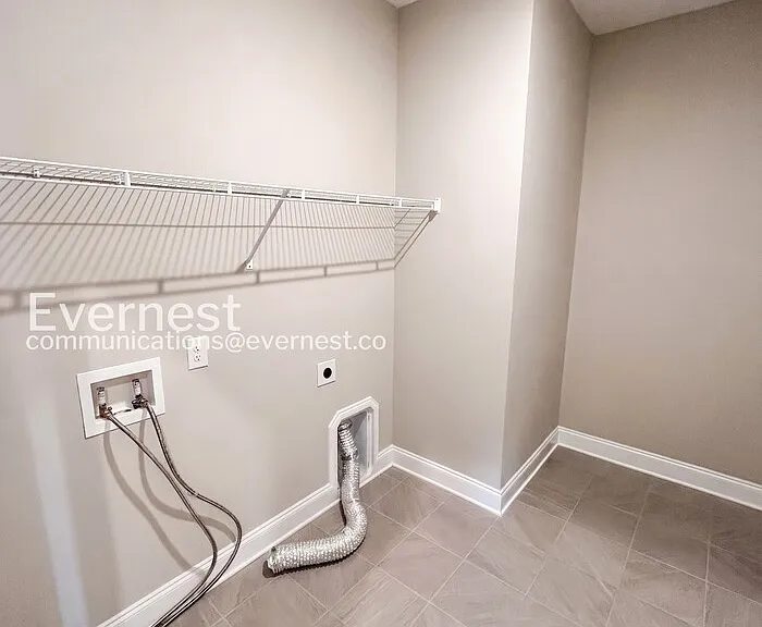 1214 Bridgett Way — Photo 32