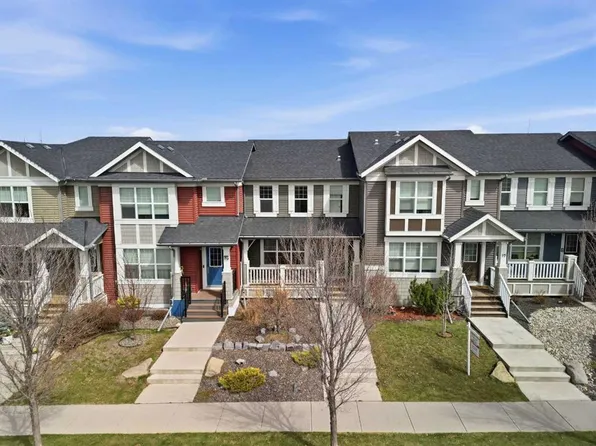 93 S Sunvalley Rd, Cochrane, AB T4C 0X7