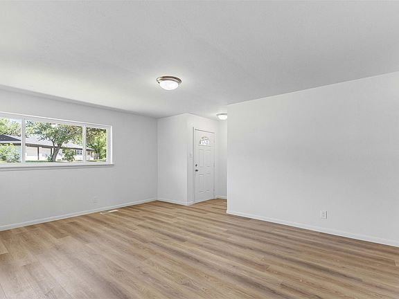 4th image of 7009 Overhill Rd
