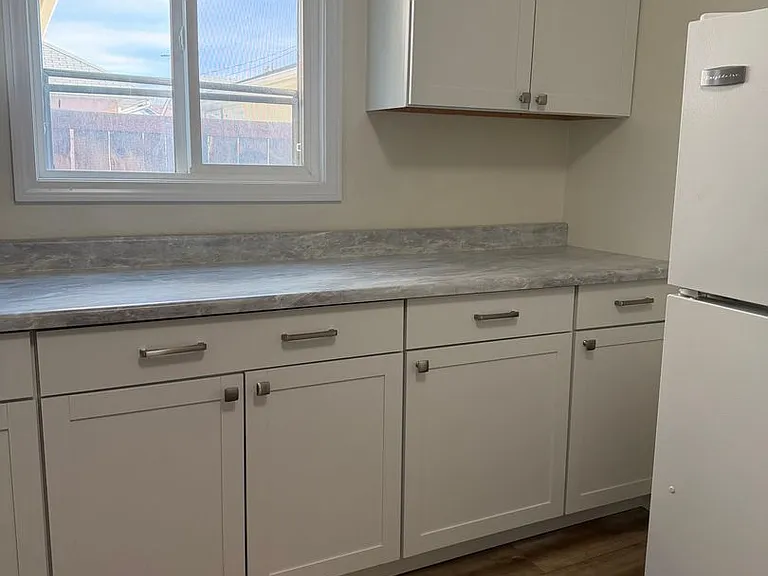 1941 Phillips Ave #1943 — Photo 11