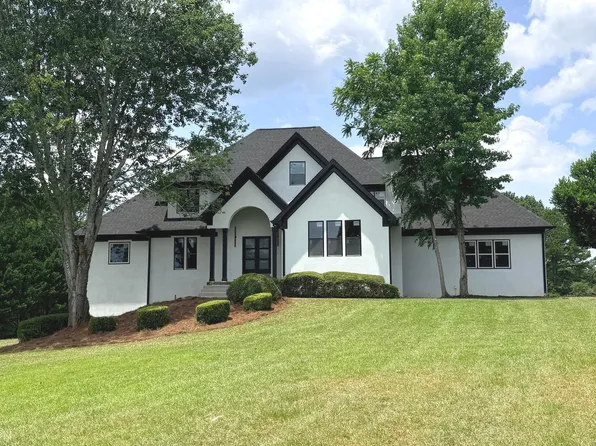 145 Windy Ridge Ct, Fayetteville, GA 30214