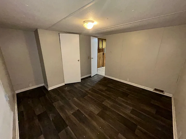 4502 E Old Marion Hwy #15 — Photo 7