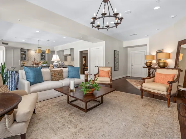 411 W 7th St, Fort Worth, TX 76102