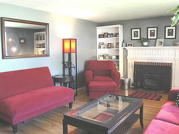 4th image of 181 Fairfax Dr
