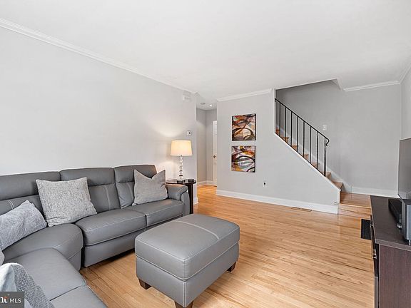 5th image of 258 Beth Dr
