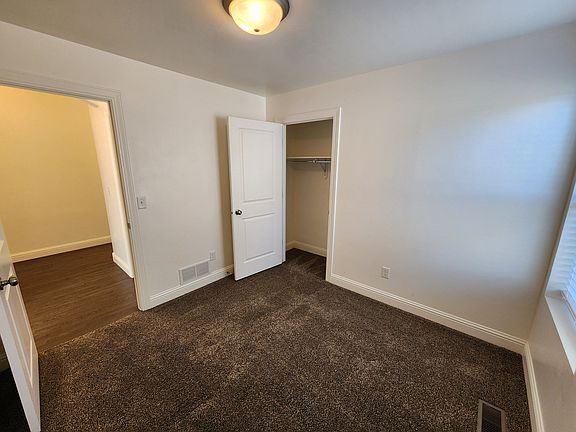 5th image of 3917 E Marble Dr